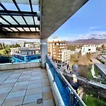 Rusitc Апартаменти *